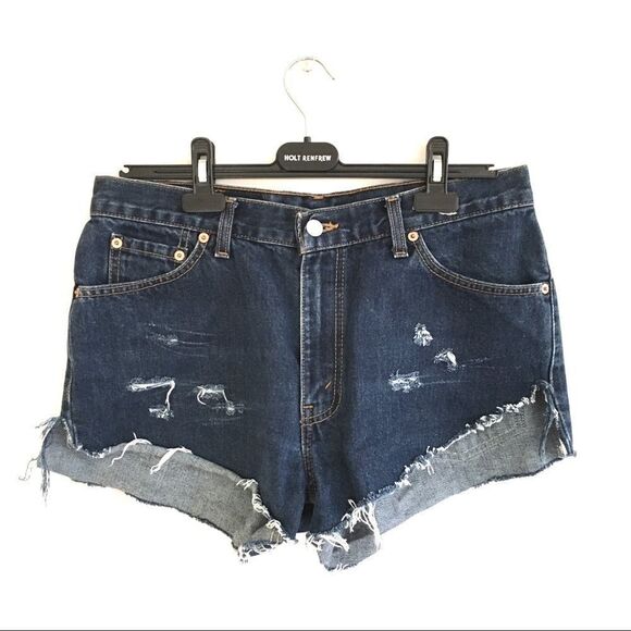LEVI’S High Waisted Denim Shorts Dark Blue 30 - Picture 1 of 3